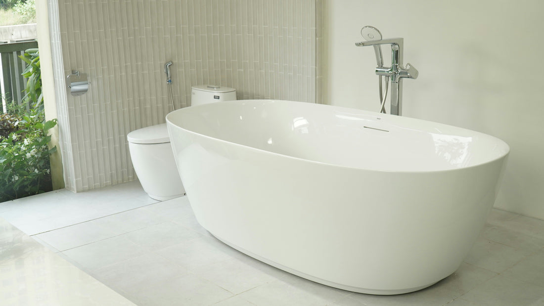 Pros and Cons of Not Having a Bathtub in the Master Bathroom