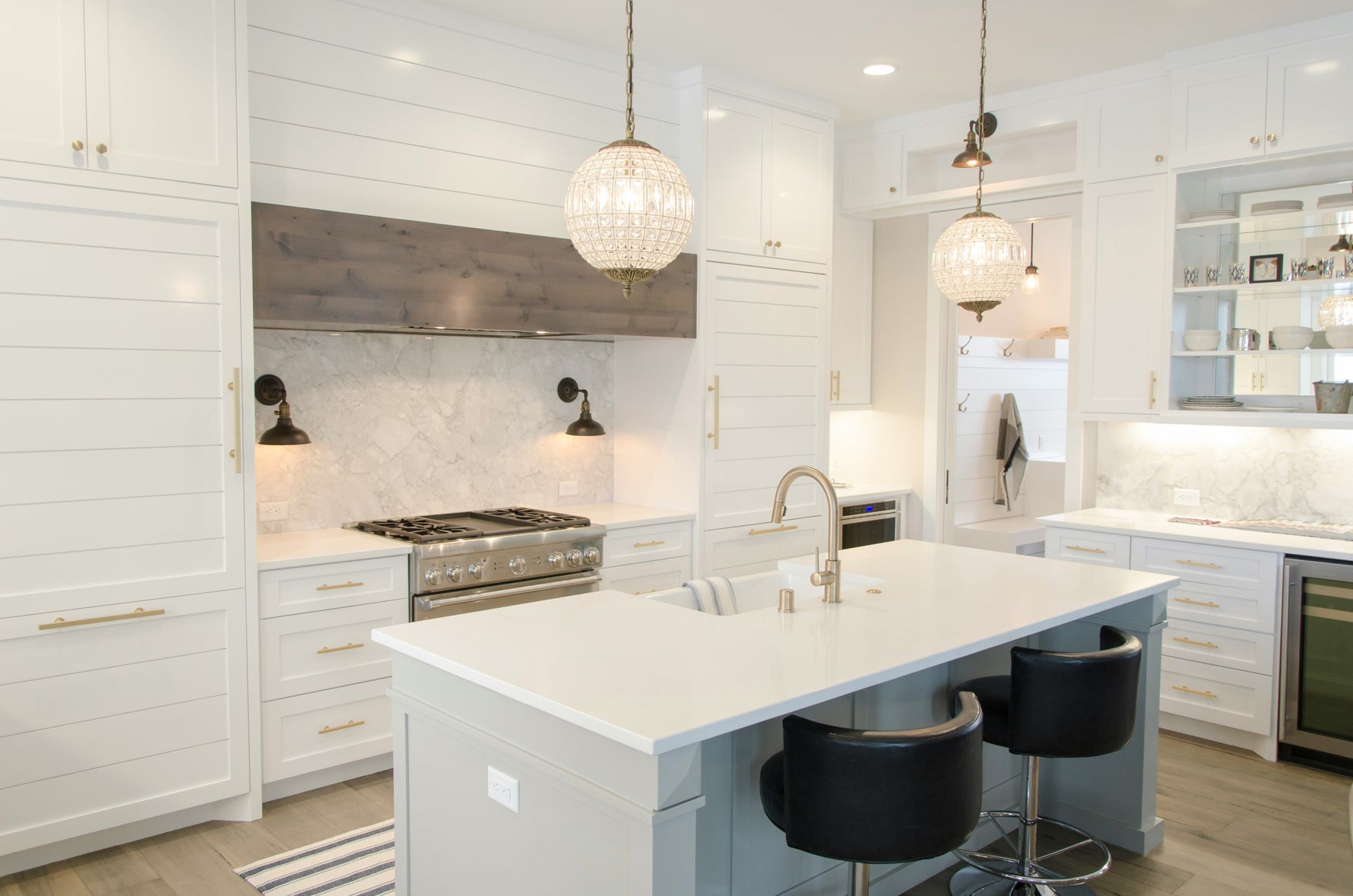 7 Stylish Ways to Conceal Kitchen Appliances for a Seamless Look